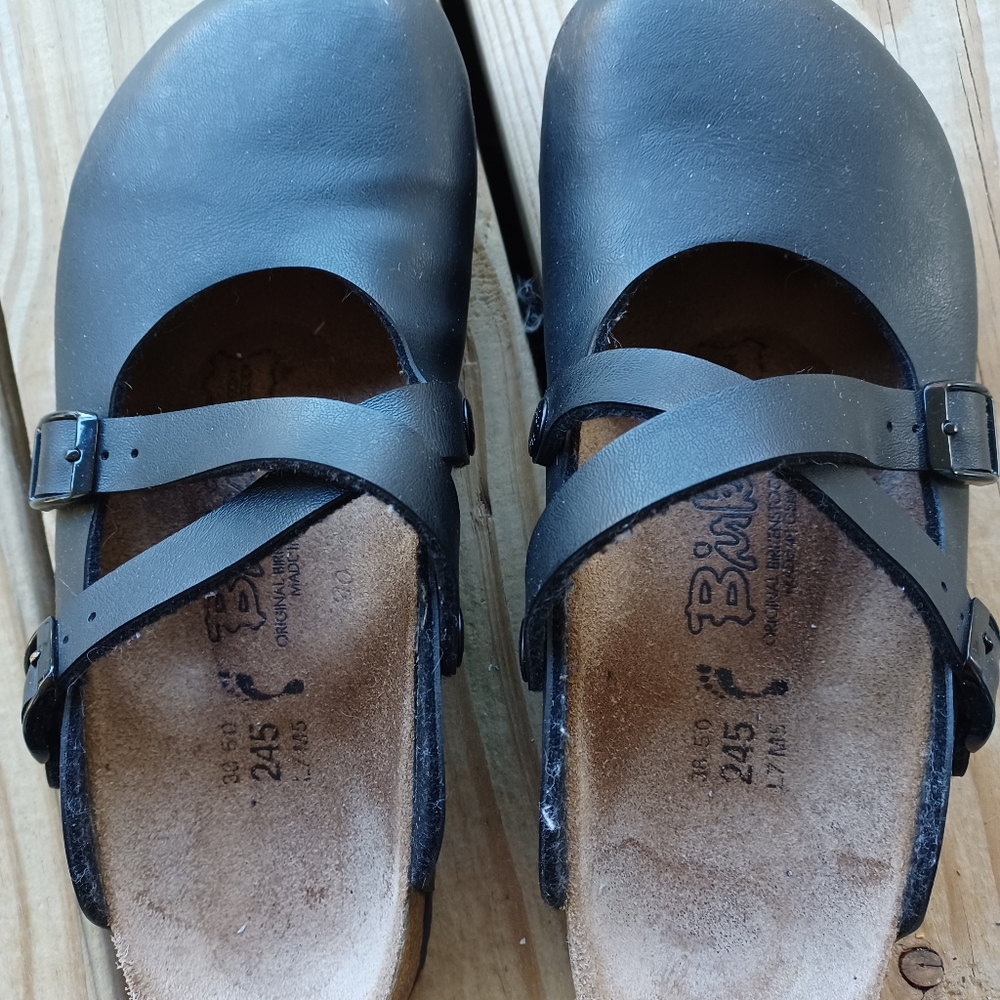 Birkenstock Birkis Black Size 7.5, 8 US 38 EURO